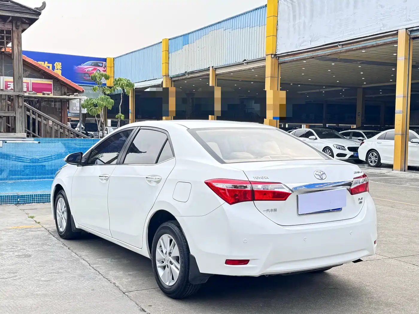 Toyota Corolla 2017 1.2T CVT GL фото 13