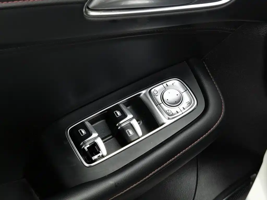MG HS 2019 2018 20T Auto 2WD Hormone Passion Edition (China V)