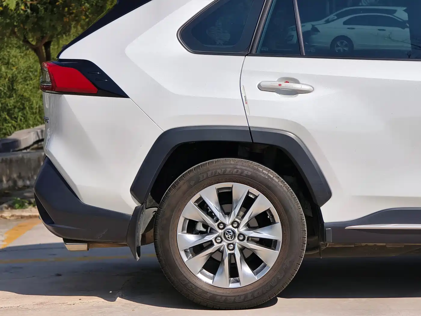 Toyota Wildlander 2024 2.0L CVT 2WD Urban Edition фото 9