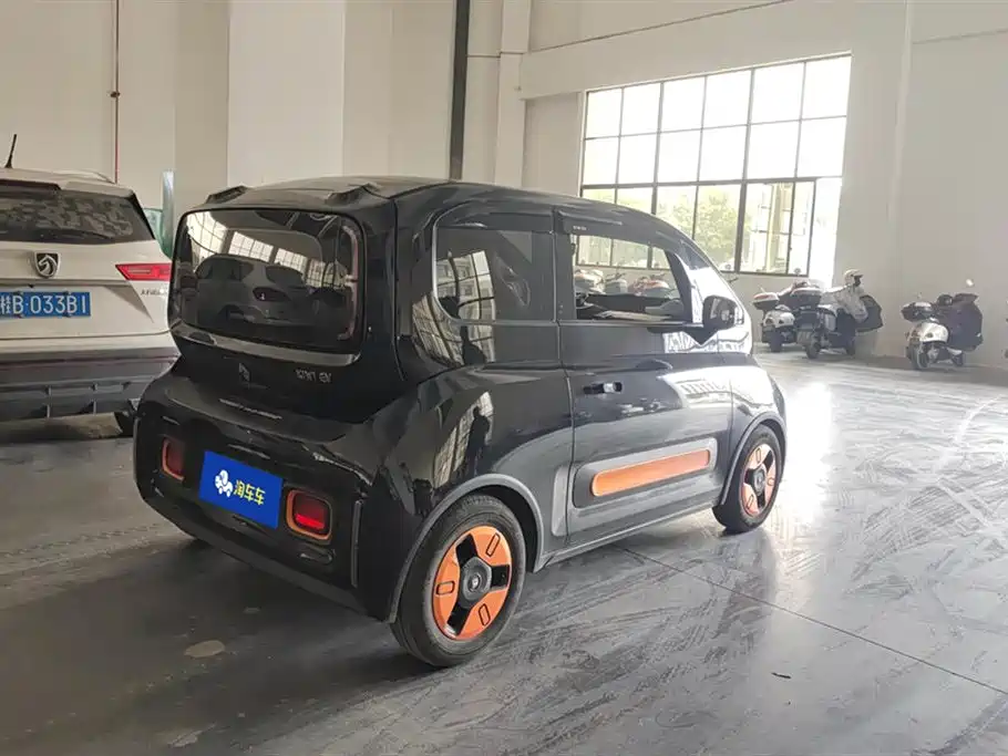 BAOJUN KIWI EV