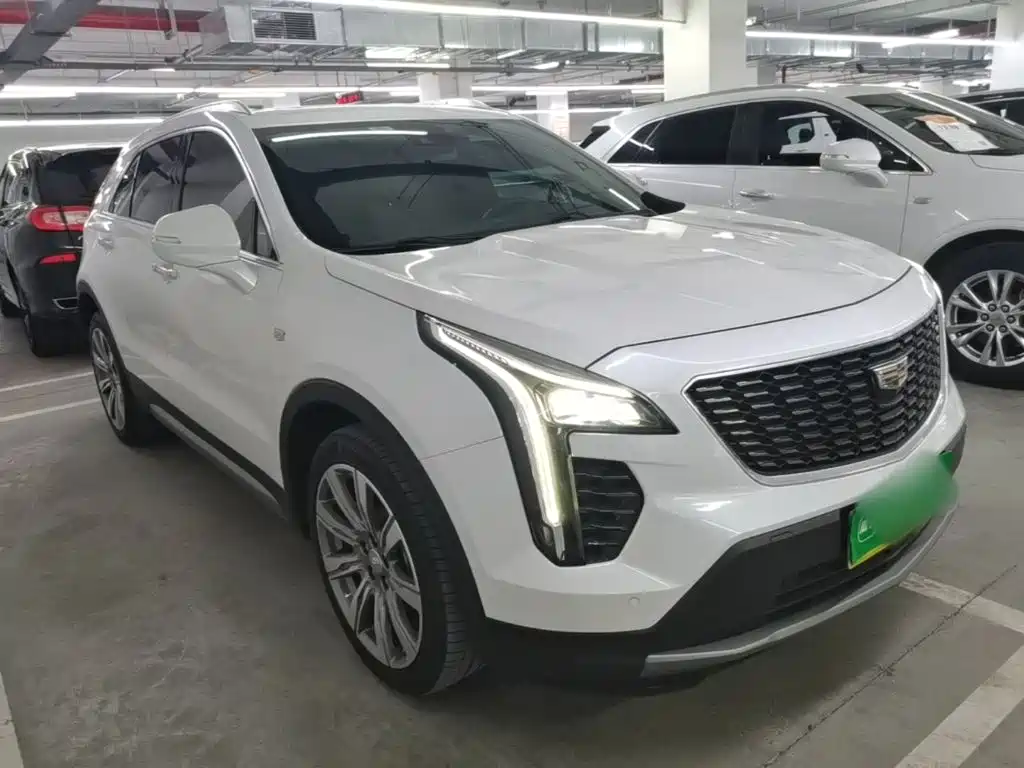 صورة 4 - Cadillac XT4