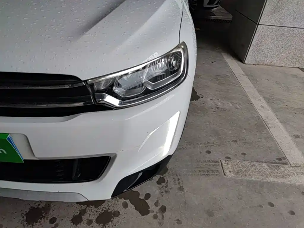 Фото 24 - Citroën C3-XR