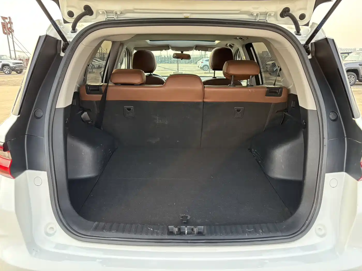 GEELY AUTOMOBILE VISION X6