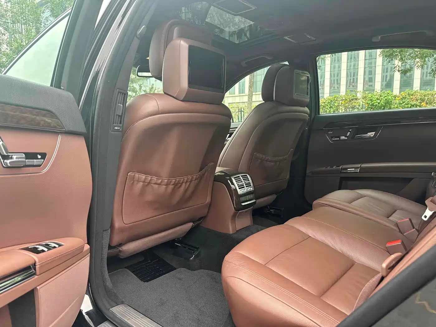 Mercedes-Benz S-Class 2012 S 300 L Premium Grand Edition фото 9