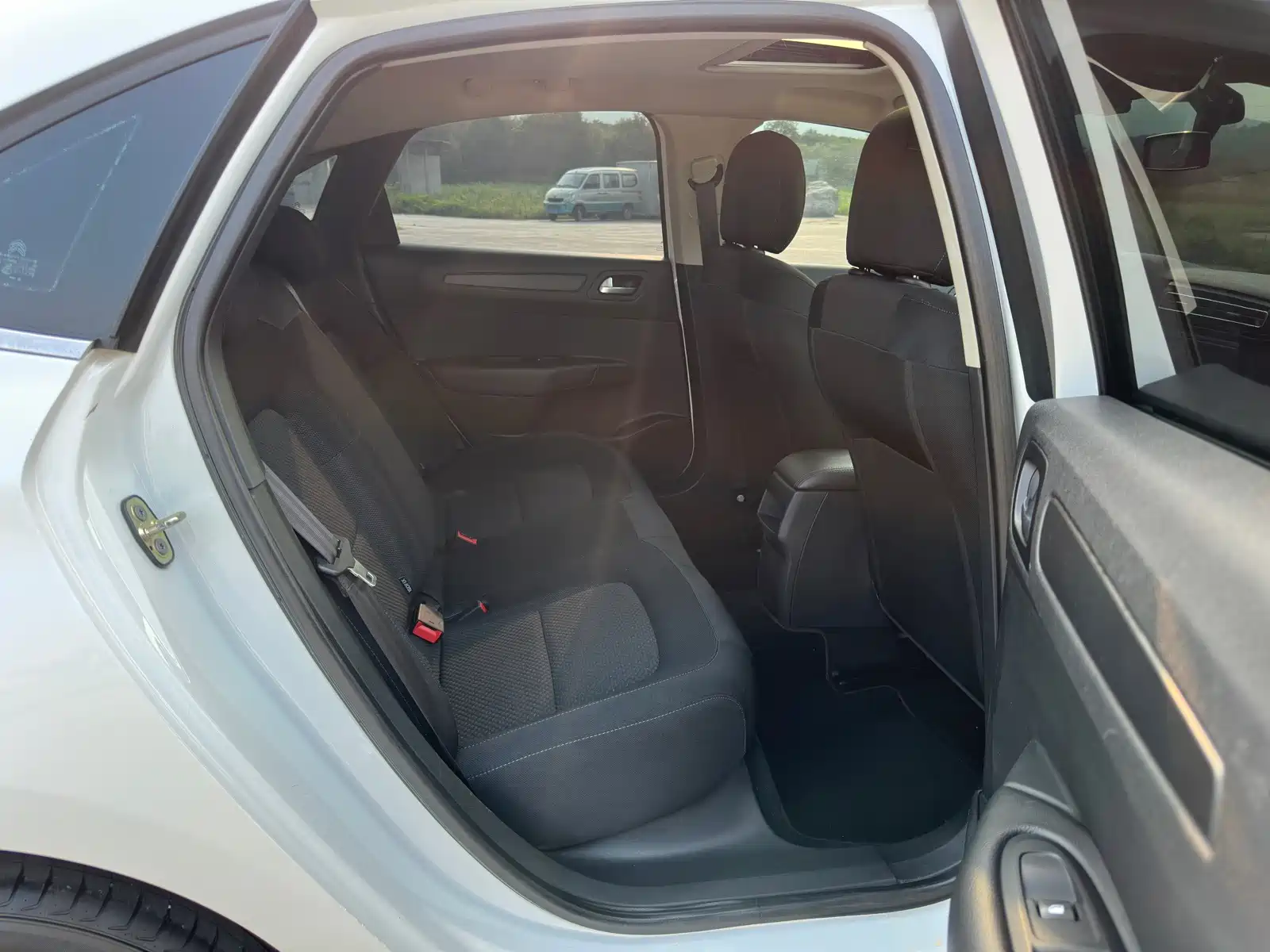 Photo 8 - Citroën C4 C-Quatre