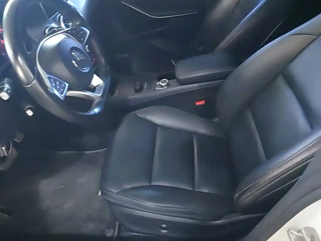 Mercedes-Benz CLA (Import) 2015 2014 CLA 260 4MATIC