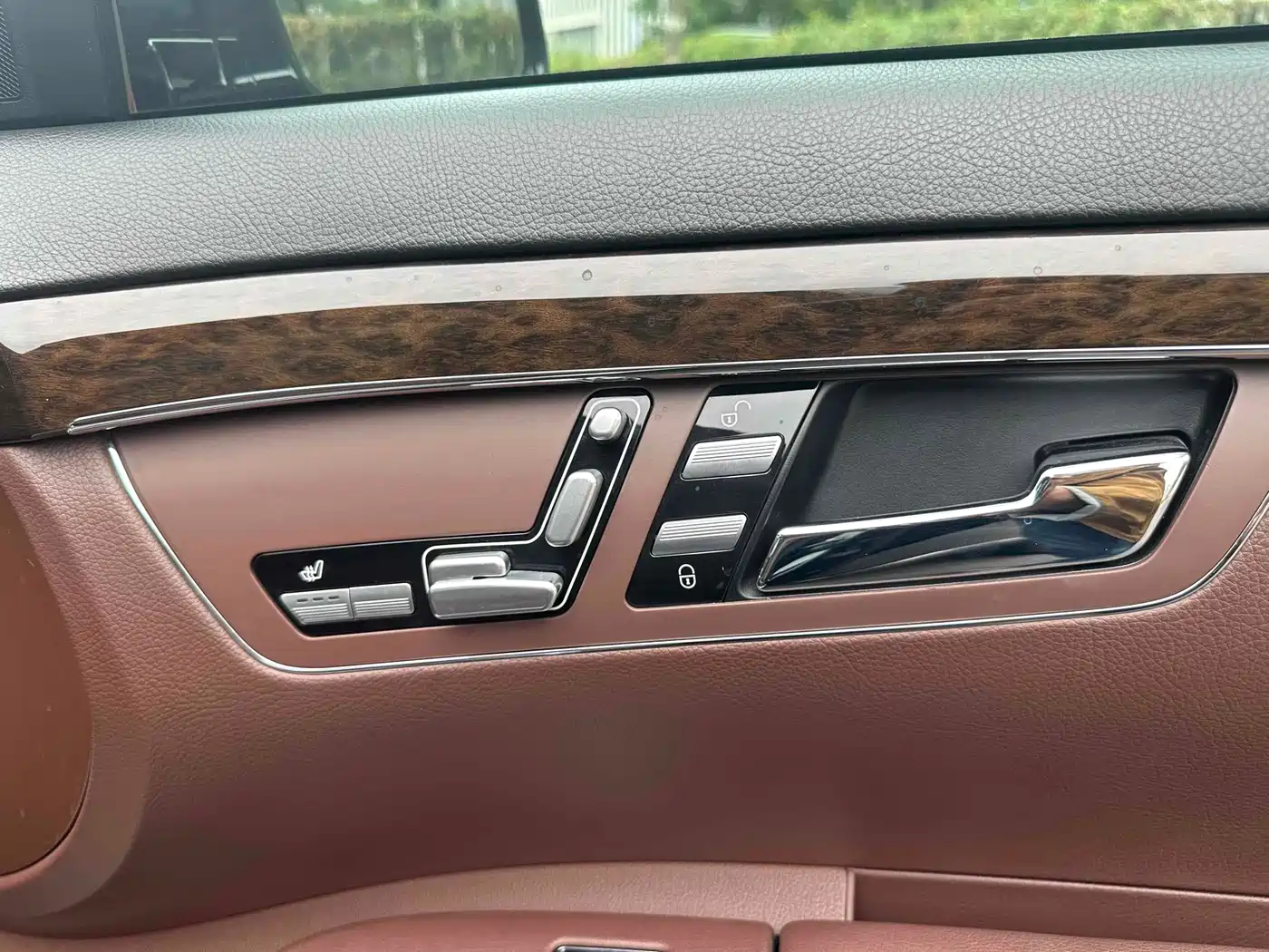 Mercedes-Benz S-Class 2012 S 300 L Premium Grand Edition фото 16