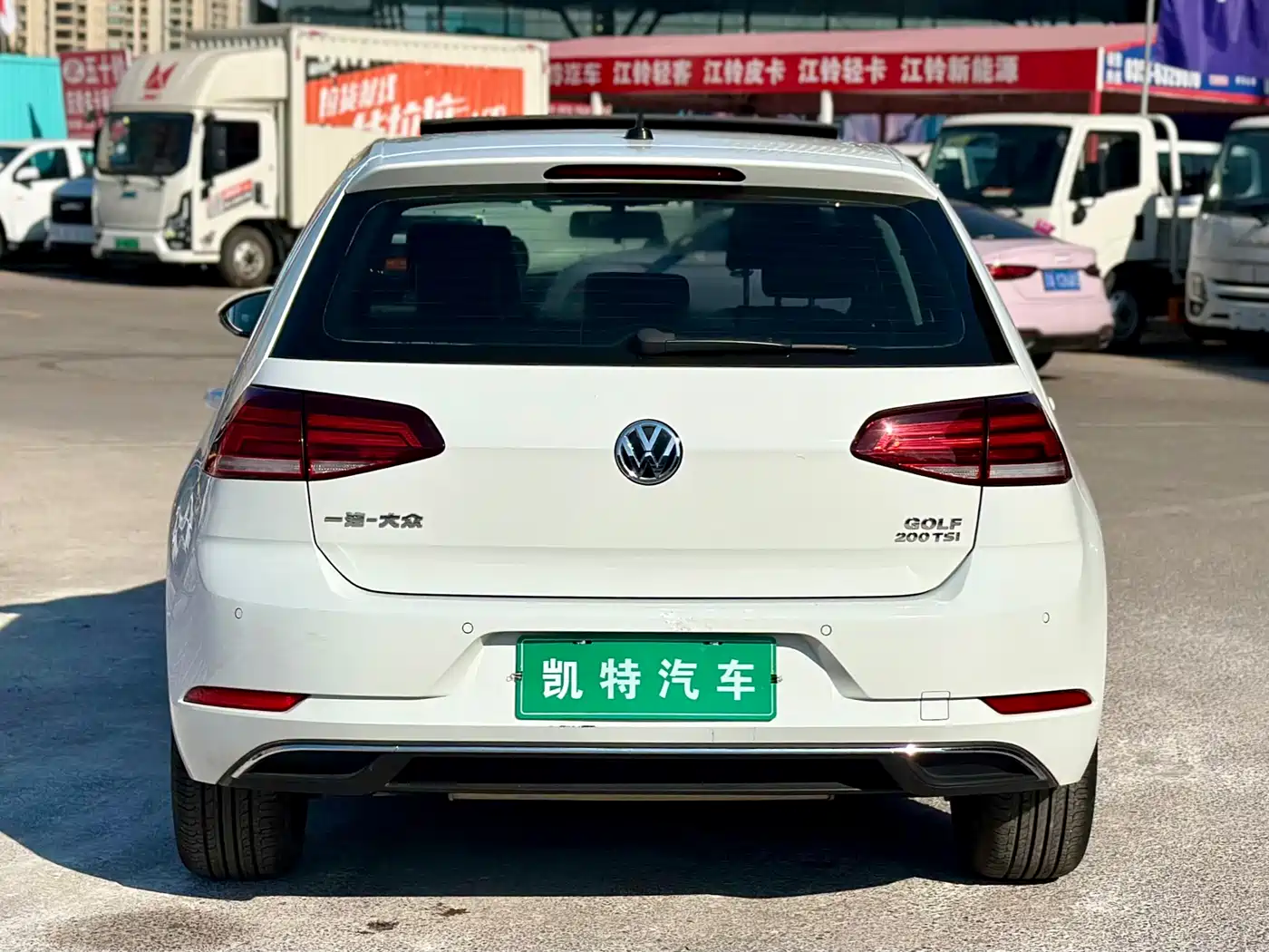 Volkswagen Golf 2019 200TSI DSG Comfort (China V) фото 3