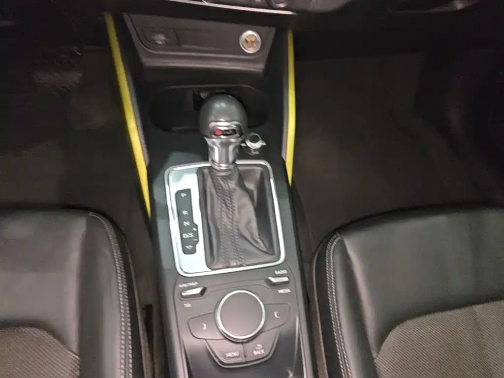 Audi Q2L 2018 35 TFSI Fashion Dynamic China V фото 14