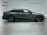 Фото 3 - Audi A6L e-tron