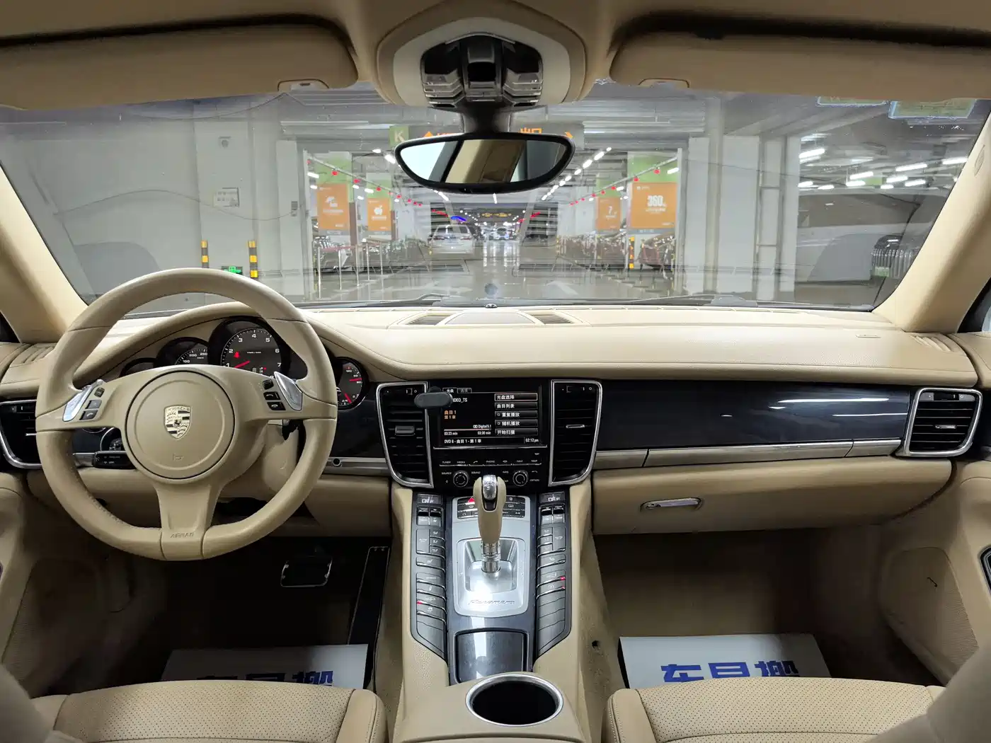 Porsche Panamera 2013 Panamera 4 Platinum Edition 3.6L фото 8