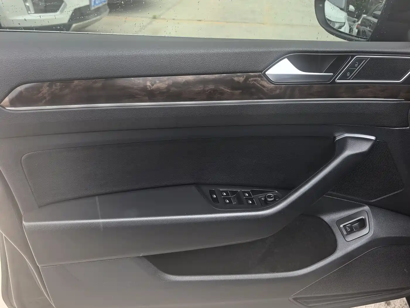 Volkswagen Magotan 2019 330TSI DSG Luxury Class China VI фото 3