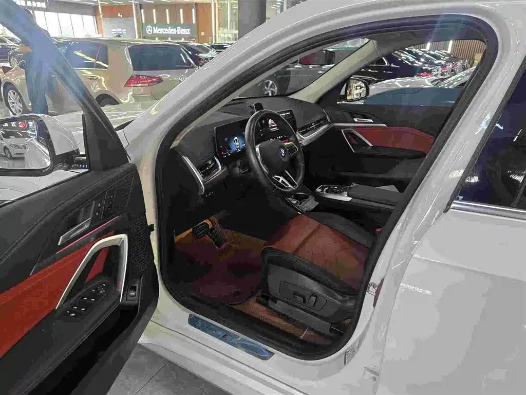 BMW iX1 2024 2023 eDrive25L M Sport Package