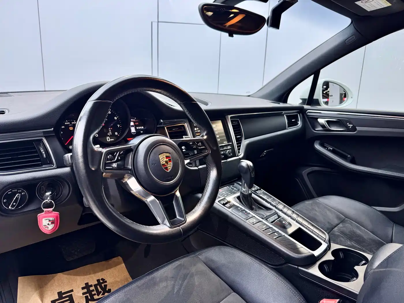 Porsche Macan 2014 Macan 2.0T фото 8