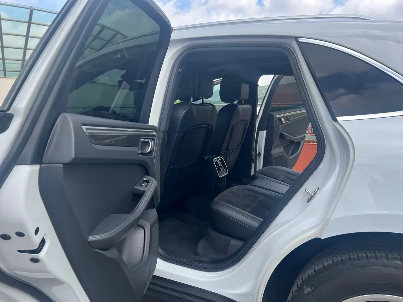 Porsche Macan 2017 Macan 2.0T фото 8