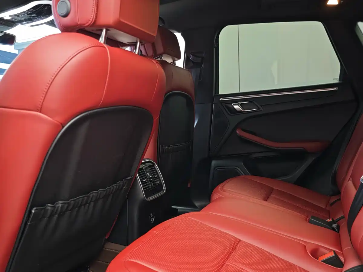 Porsche Macan 2020 Macan 2.0T фото 6