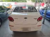 Фото 6 - Kia Pegas