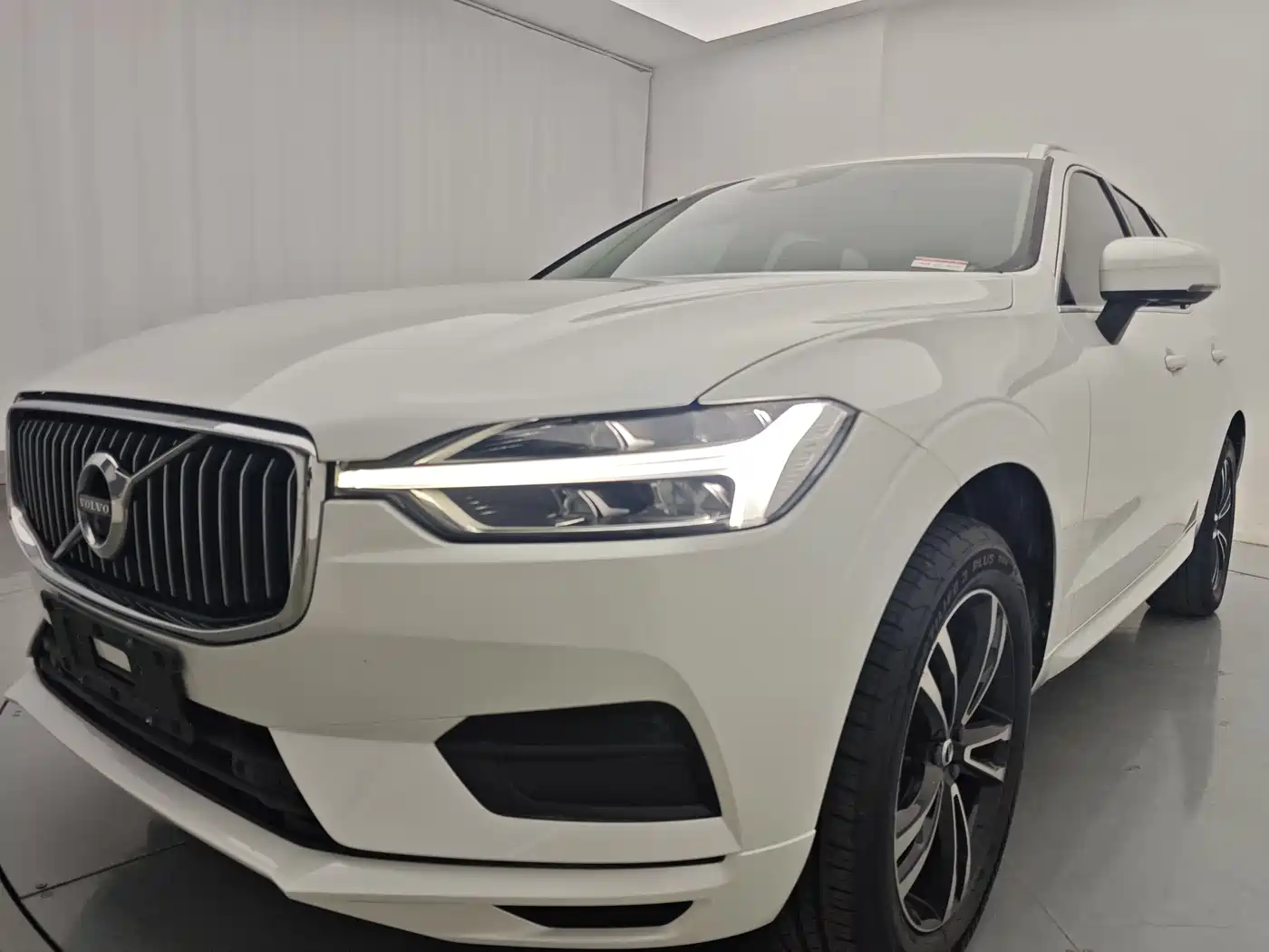 Фото 2 - Volvo XC60