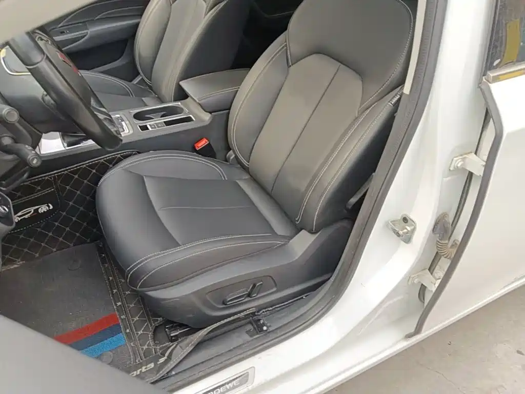 Roewe i6 2017 2017 20T Auto Flagship Edition