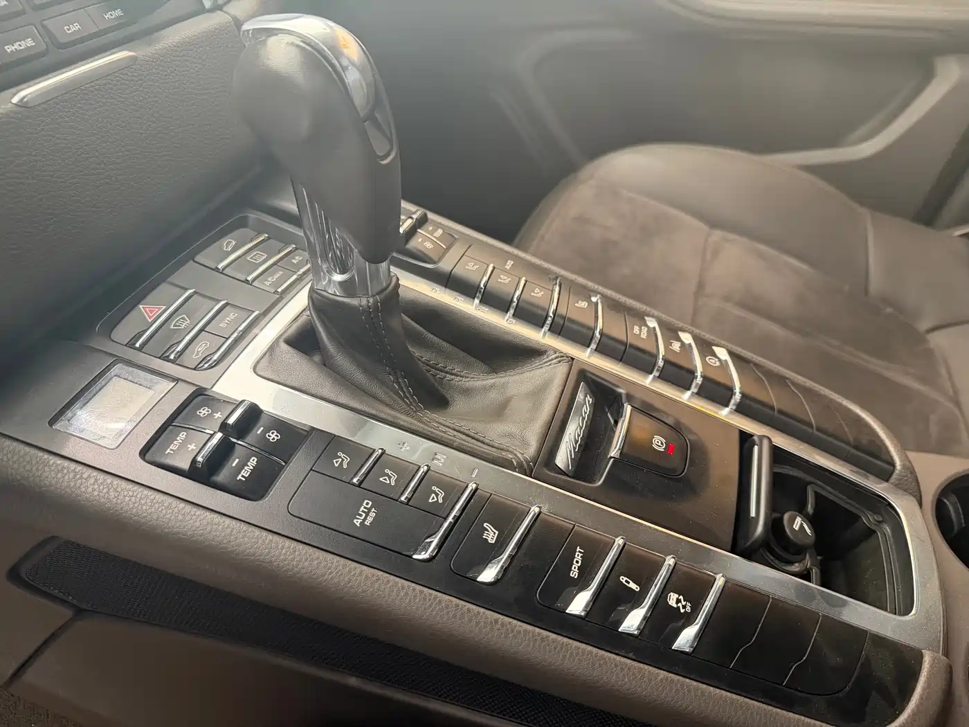 Porsche Macan 2017 Macan 2.0T фото 14