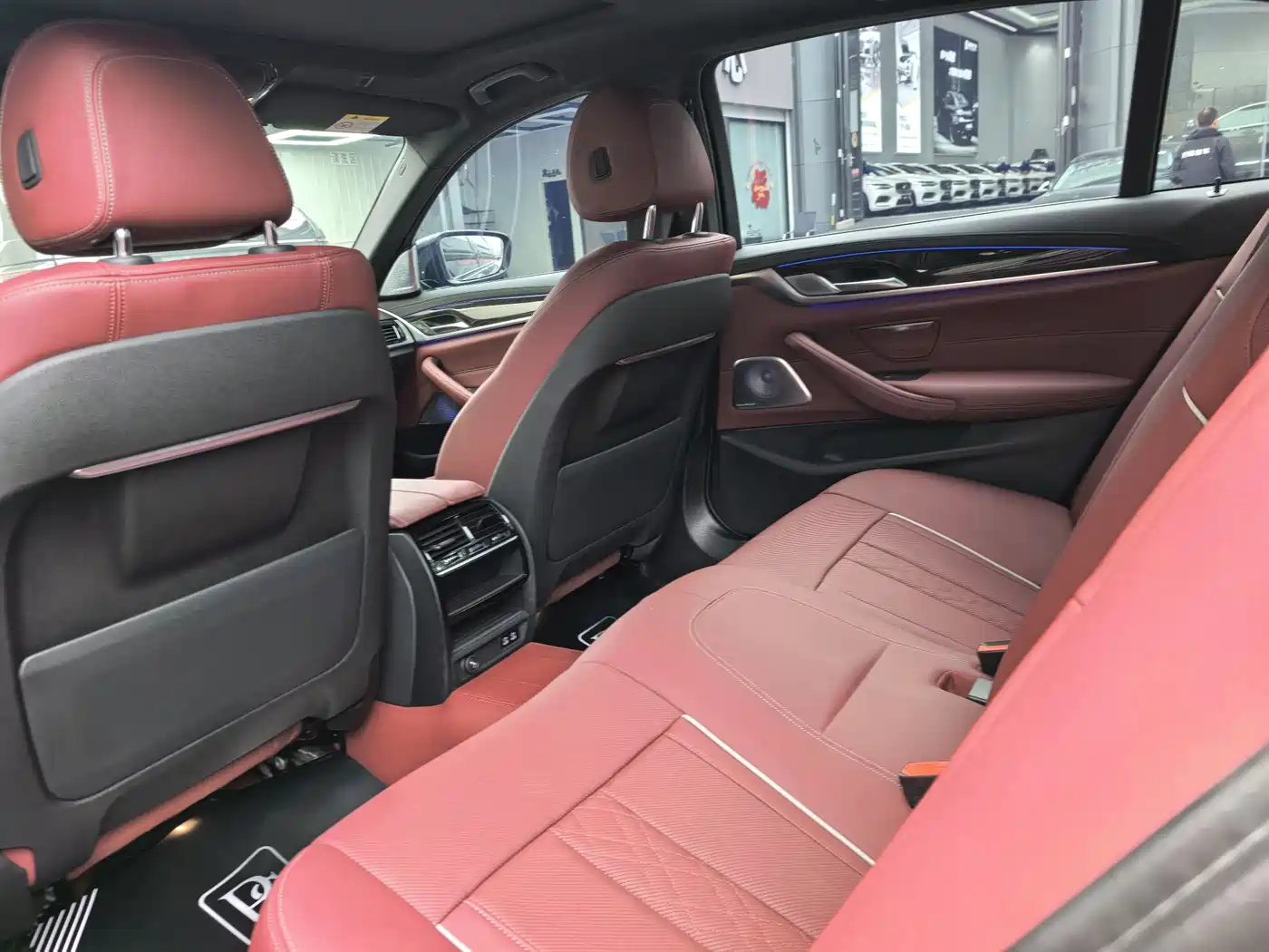 BMW 5 Series 2022 525Li M Sport Package фото 8
