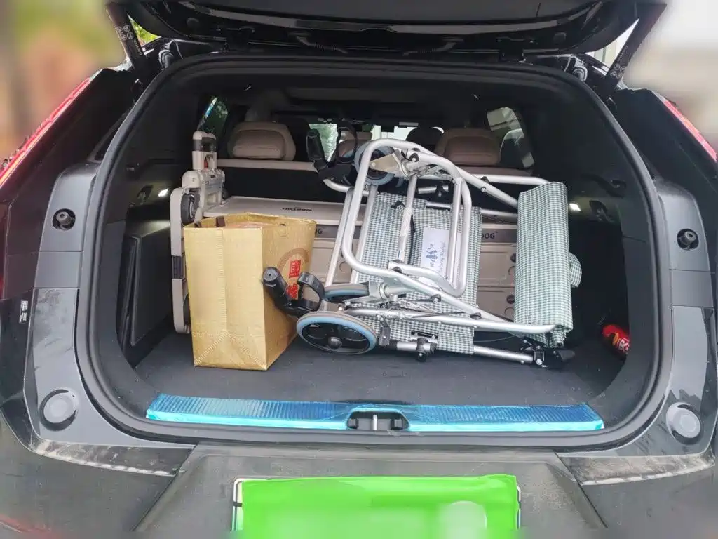 Volvo XC70 Plug-in Hybrid 2026 2026 AWD Extended Range Core