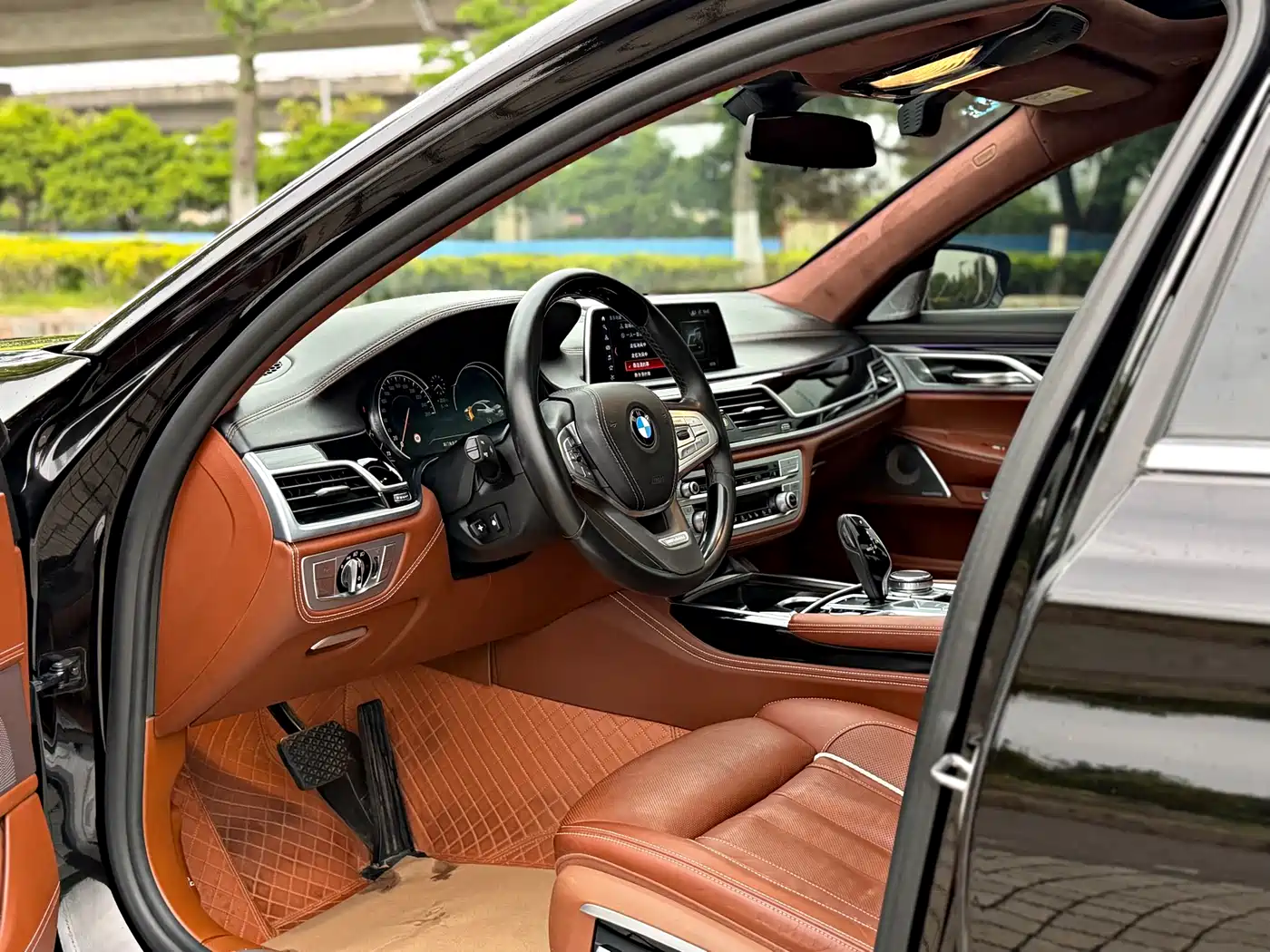 BMW 7 Series 2018 740Li xDrive Premium Type Excellence Package фото 5