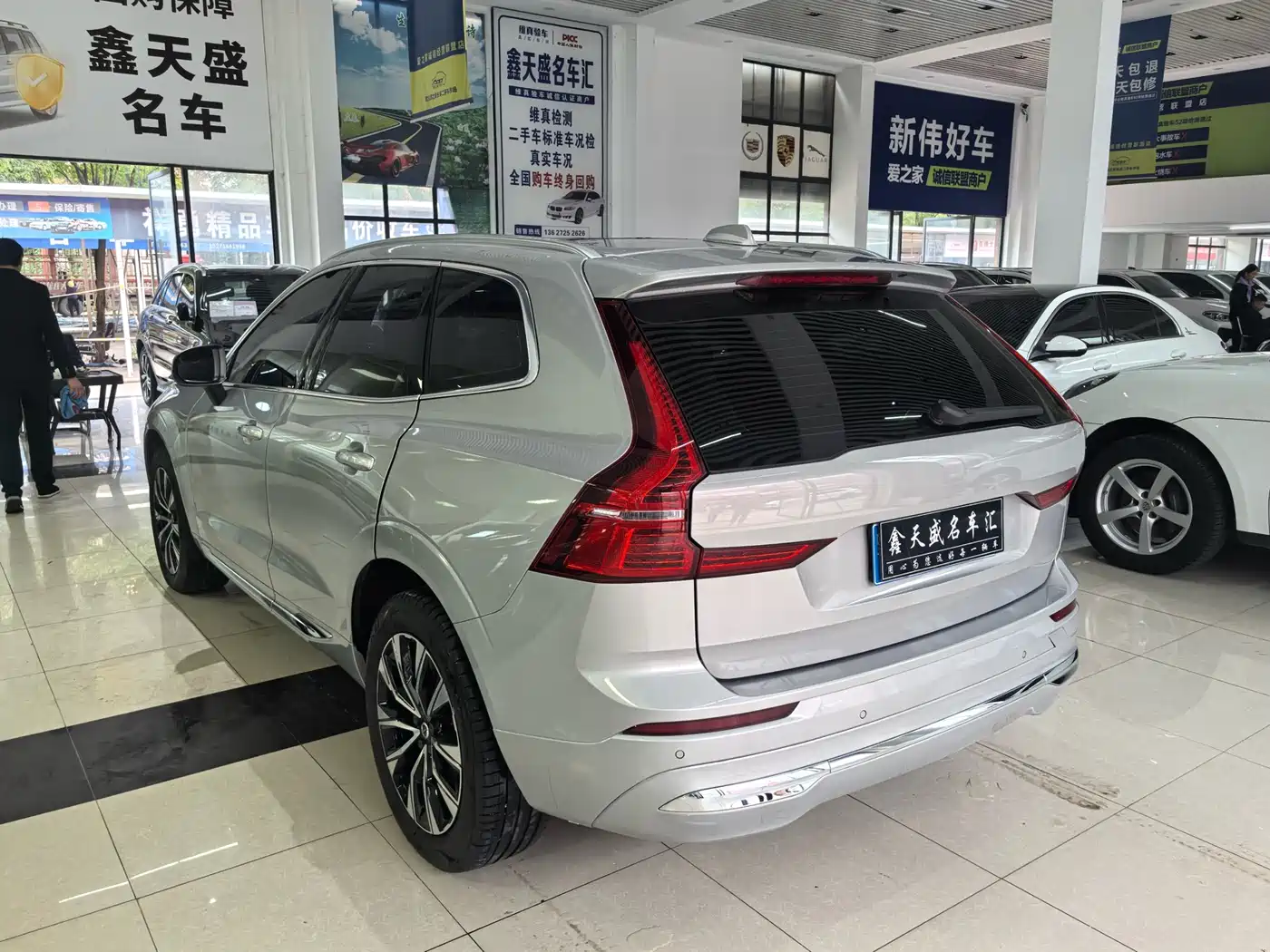 VOLVO XC60