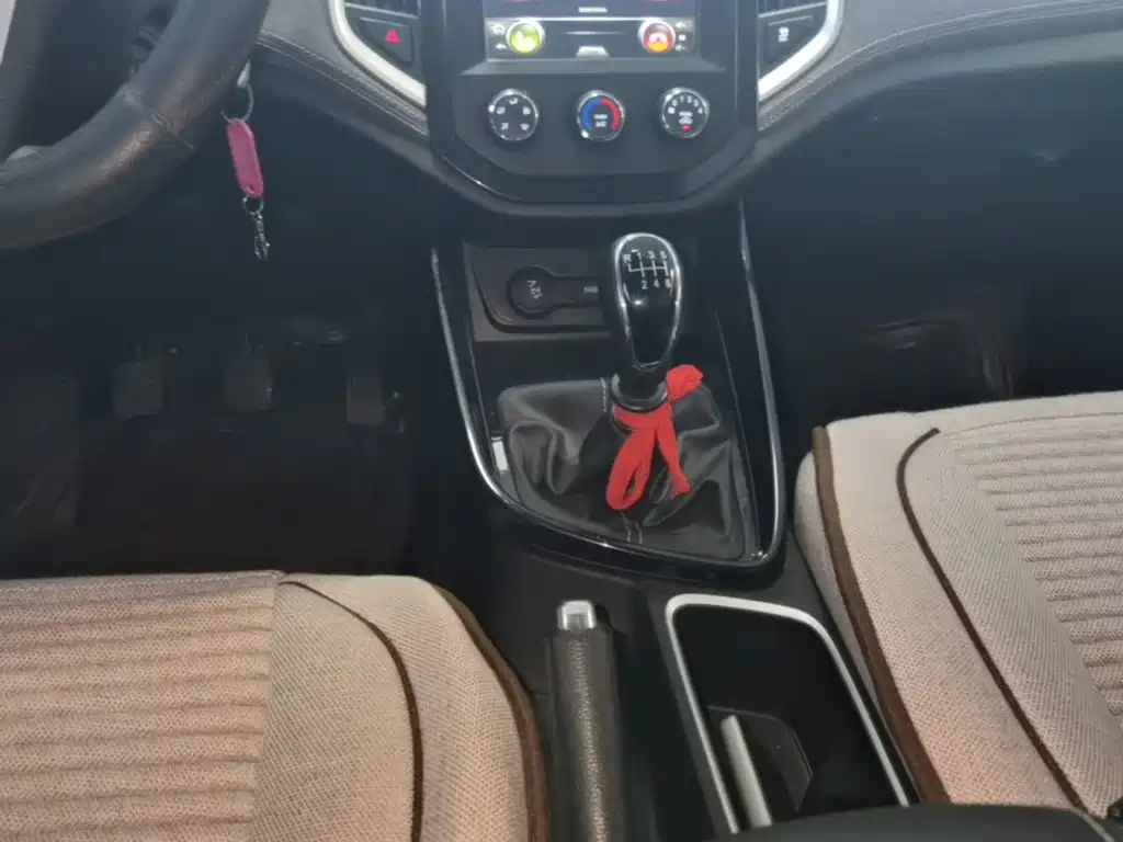Baojun 530 2020 2020 1.5T Manual Comfort 6-seater
