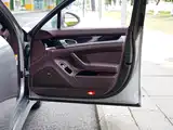 Фото 28 - Porsche Panamera