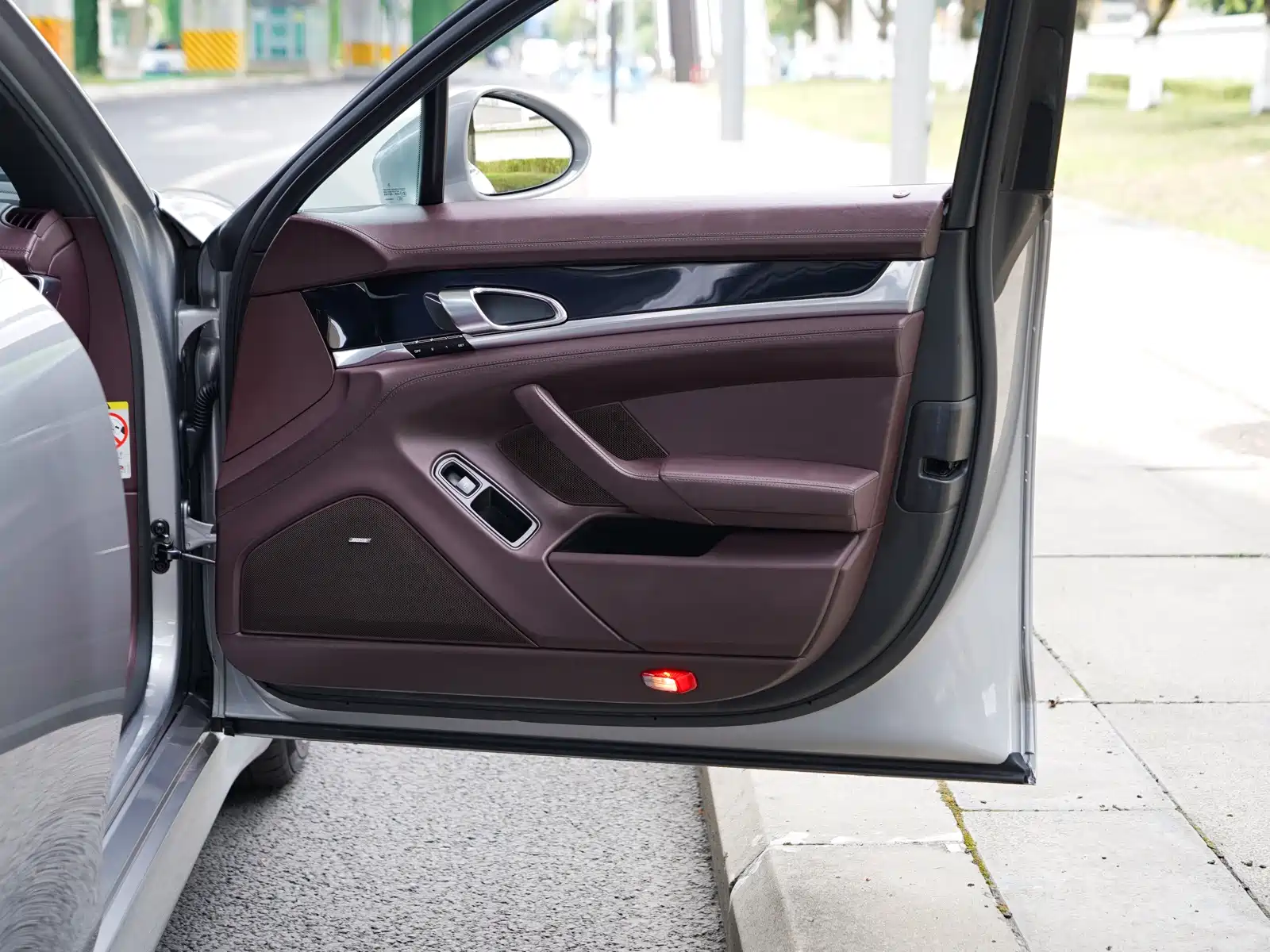 Фото 28 - Porsche Panamera