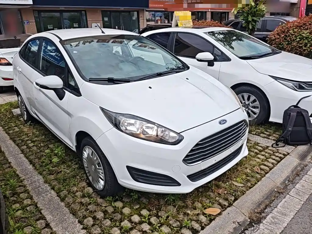 Ford Fiesta 2016 2013 Sedan 1.5L Manual Trend
