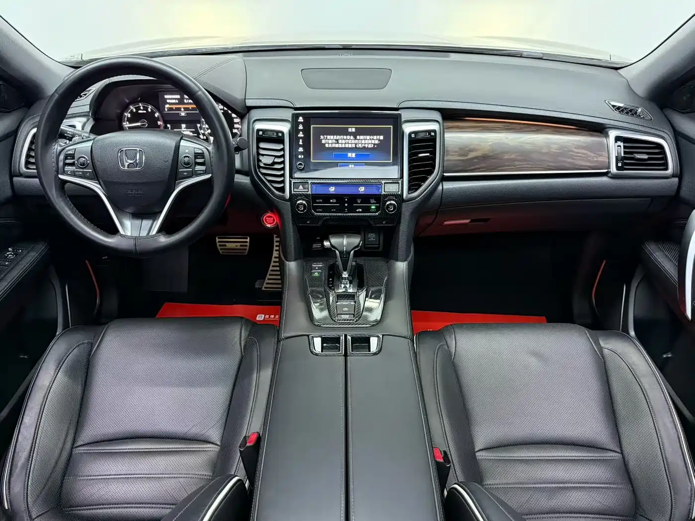 Honda UR-V 2018 2017 240TURBO 2WD Luxury Edition China V