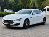 Photo 1 - Maserati Ghibli