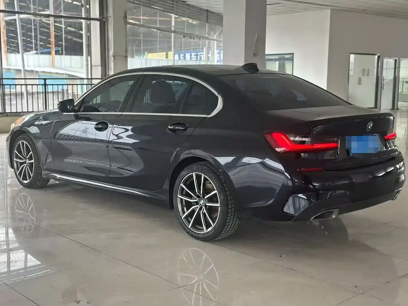 BMW 3 Series 2022 320Li M Sport Package фото 9