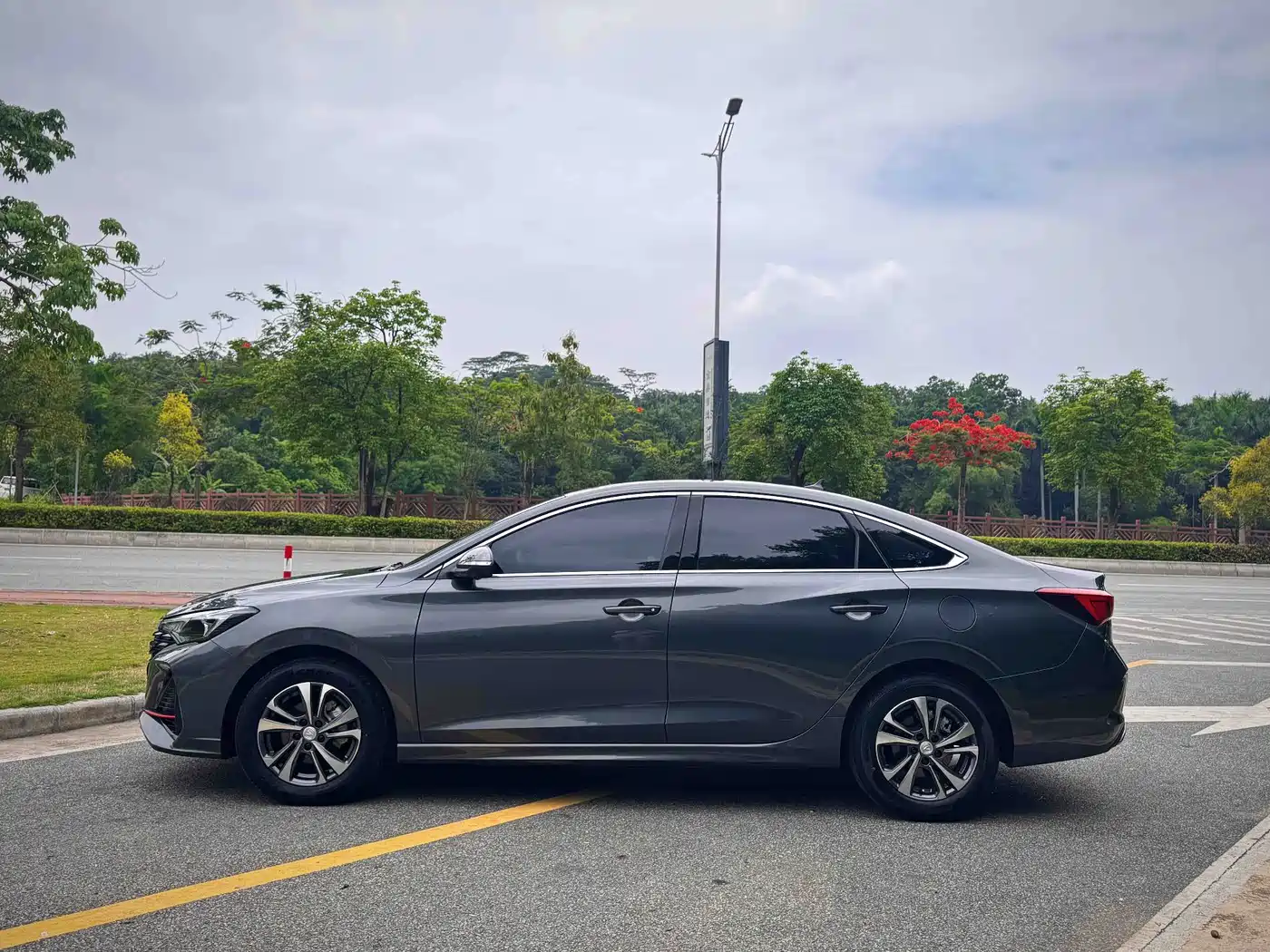 Changan Eado 2024 2023 Enjoy Edition PLUS Blue Whale NE 1.4T GDI DCT Premium Edition