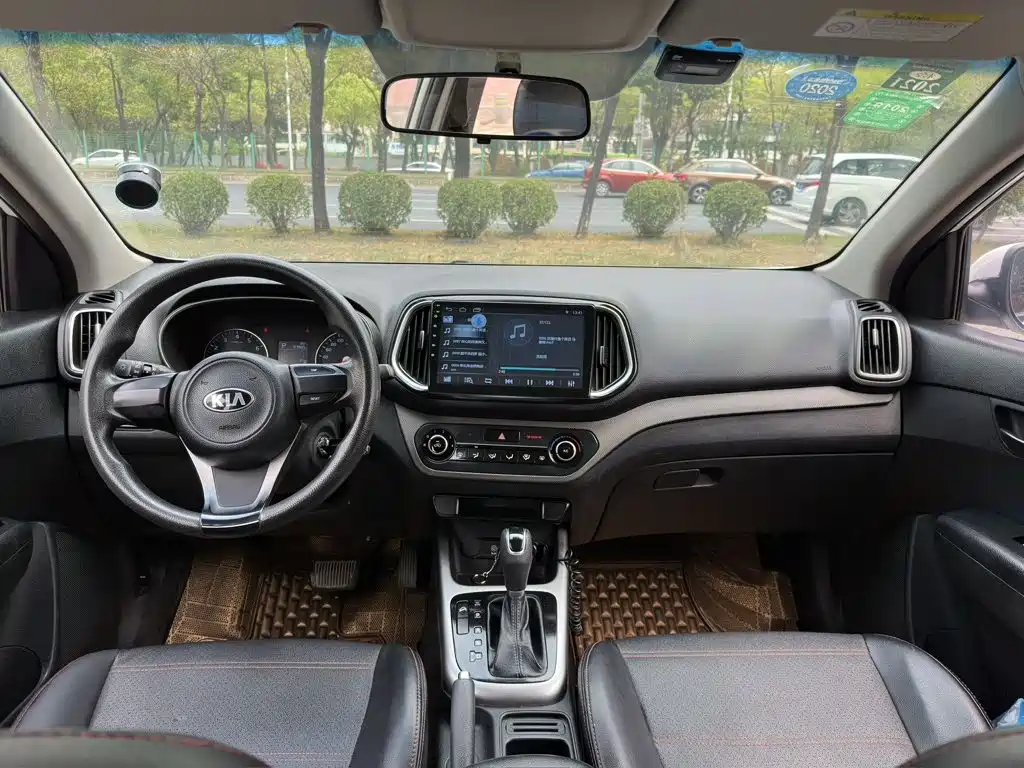 Kia KX3 Smart Run 2015 2015 1.6L Automatic 2WD GLS
