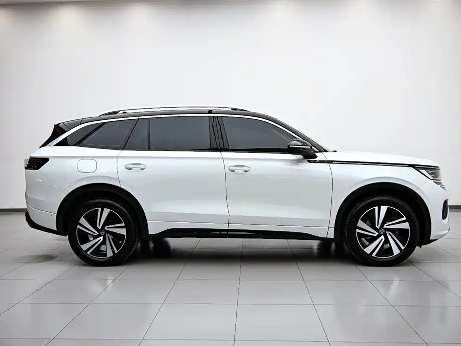Volkswagen Talagon 2023 380TSI 4WD R-Line Touring Edition фото 6