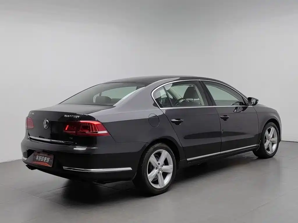 صورة 2 - Volkswagen Magotan