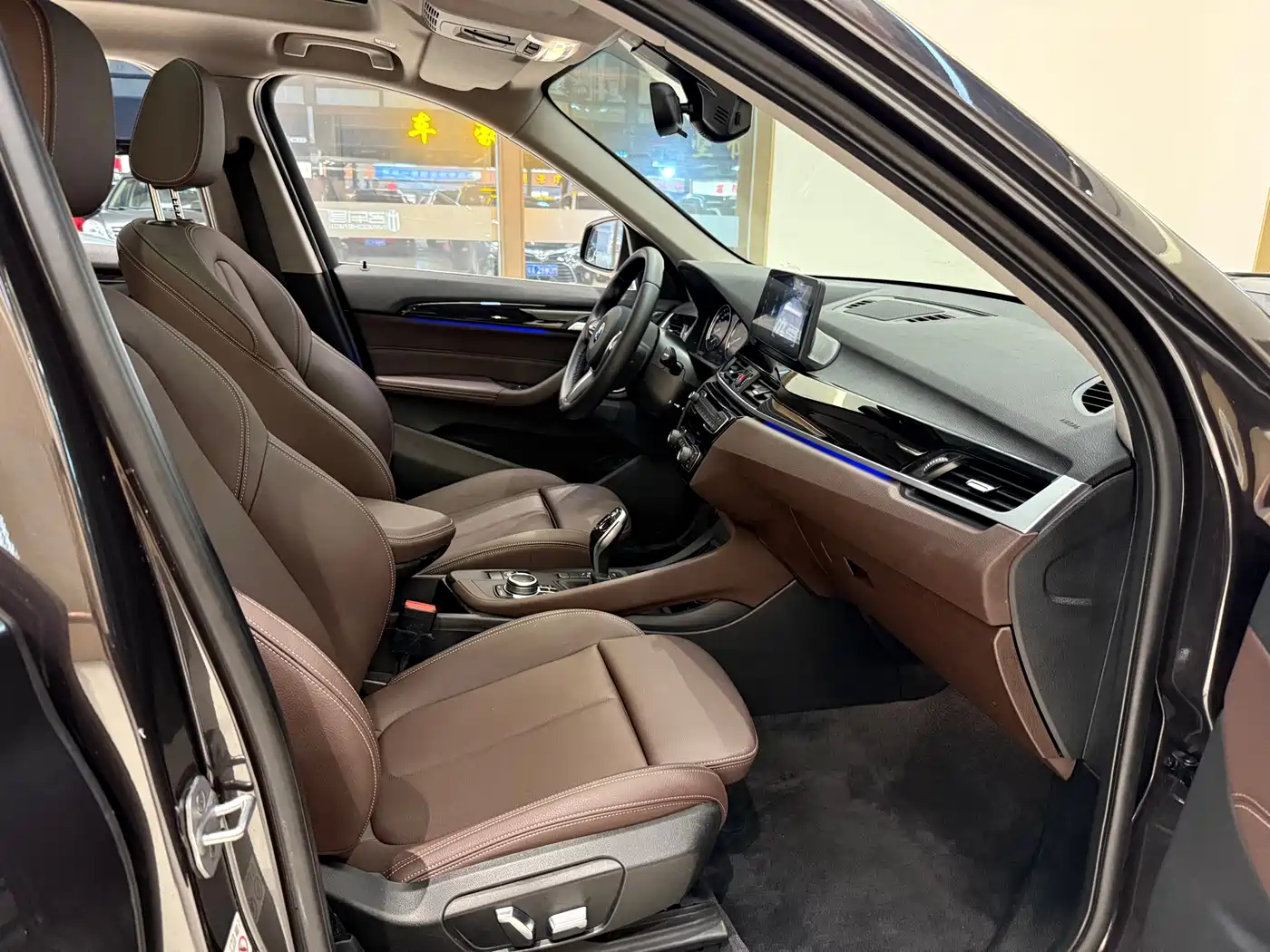BMW X1 2022 sDrive25Li Leading фото 10