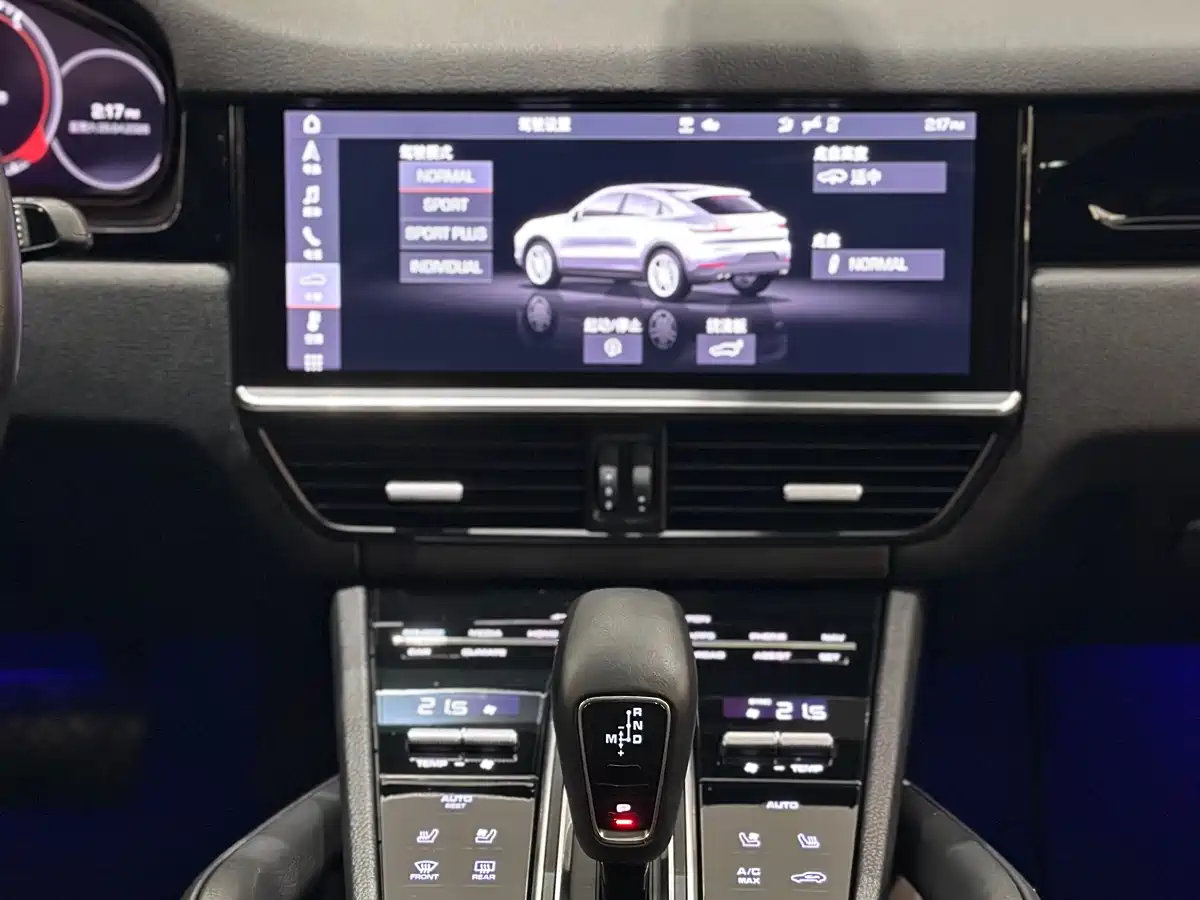 Porsche Cayenne 2019 Cayenne Coupé 3.0T фото 13