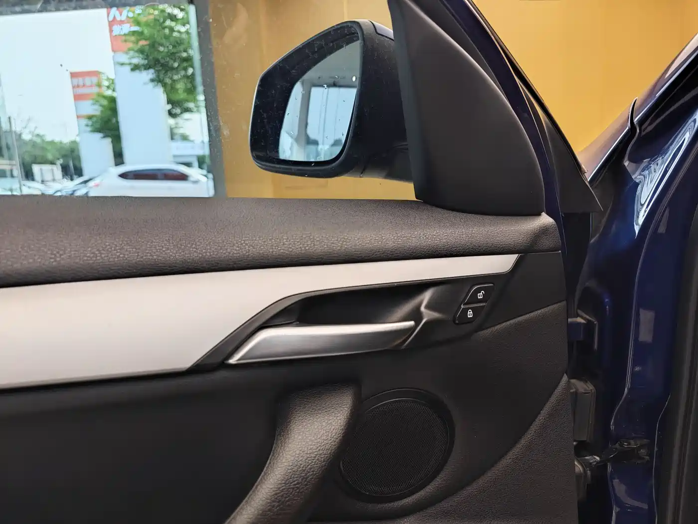 BMW X1 2019 sDrive20Li Leading Model фото 8