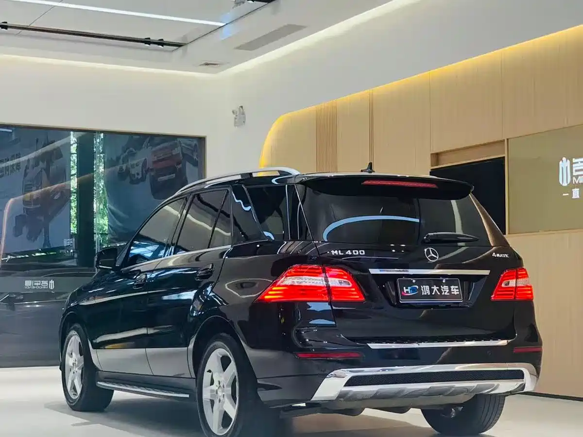 Mercedes-Benz M-Class 2015 ML 400 4MATIC Luxury фото 5