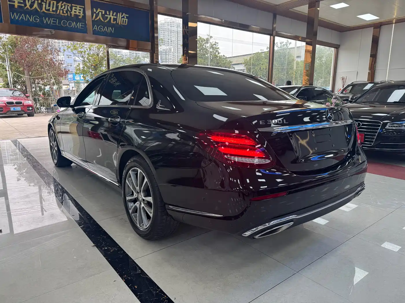 Mercedes-Benz E-Class 2019 E 300 L Fashion фото 12