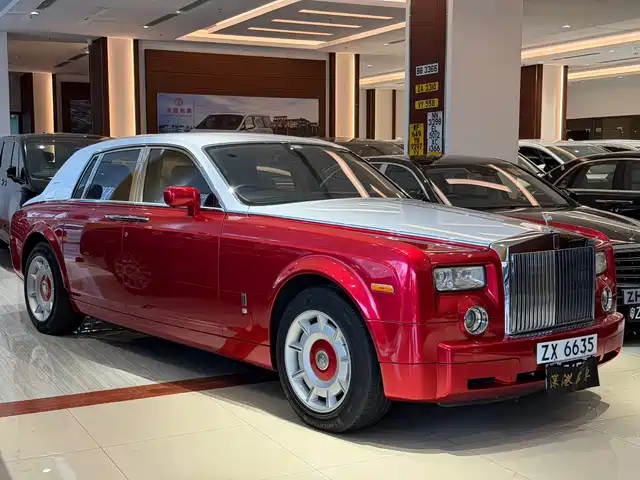 Rolls-Royce Phantom 2004 Model 6.7L Standard Version