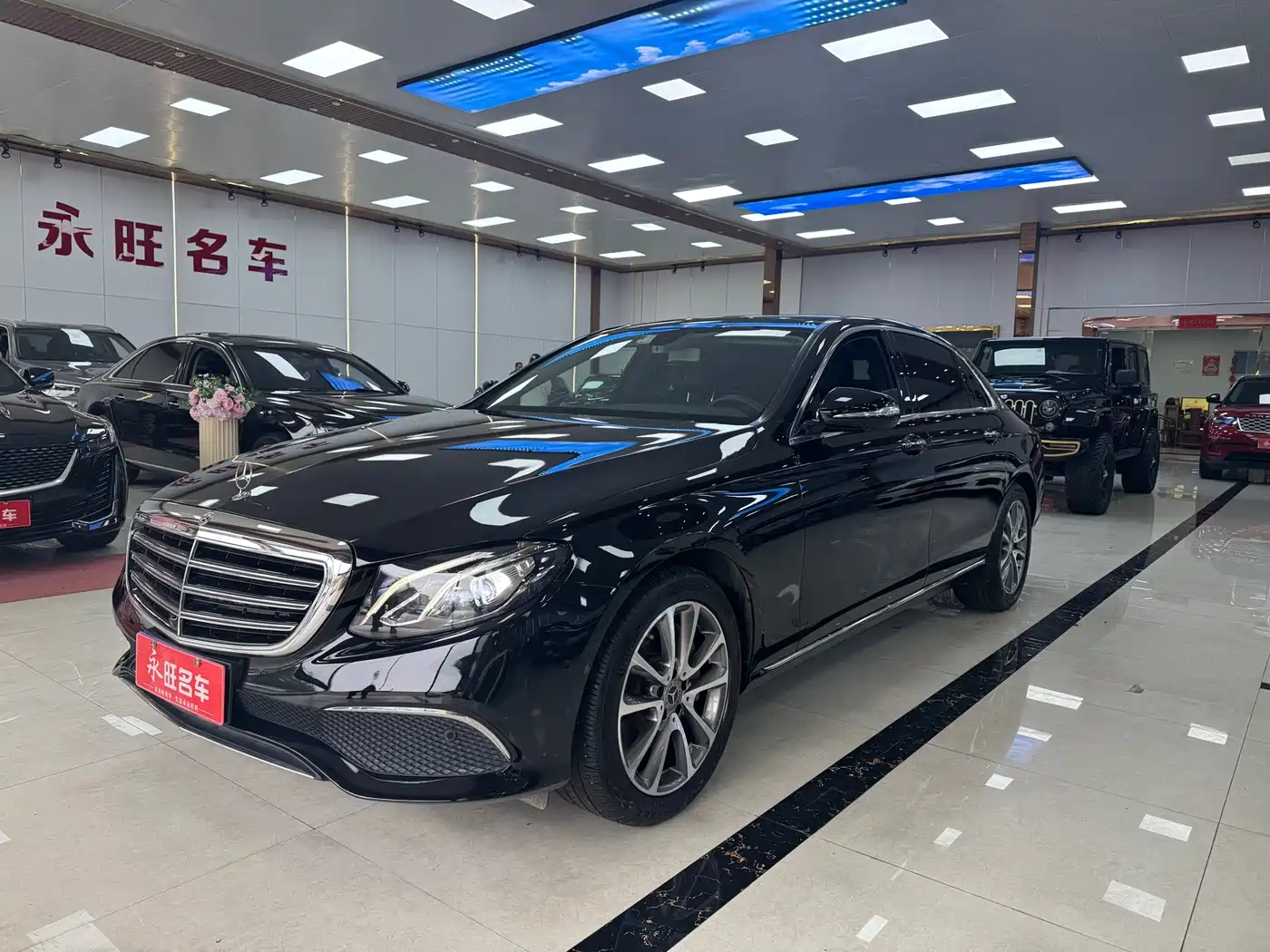 Mercedes-Benz E-Class 2019 E 300 L Fashion фото 3