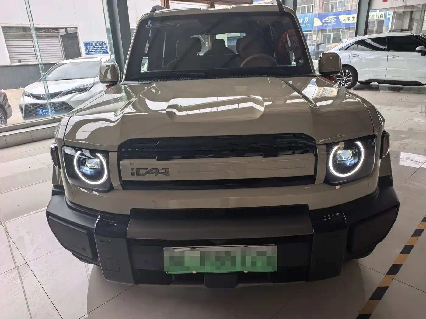 iCAR V27 2026 2026 200KM AWD Falcon 500
