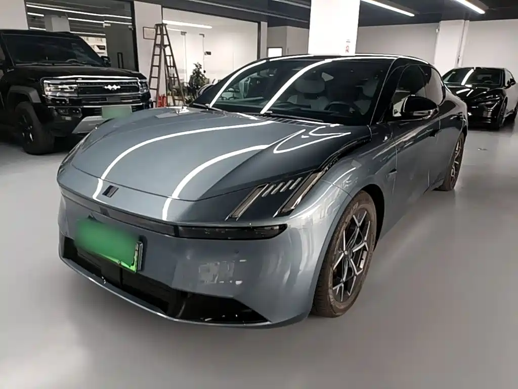Lynk & Co Z10 2025 — пригон из Китая