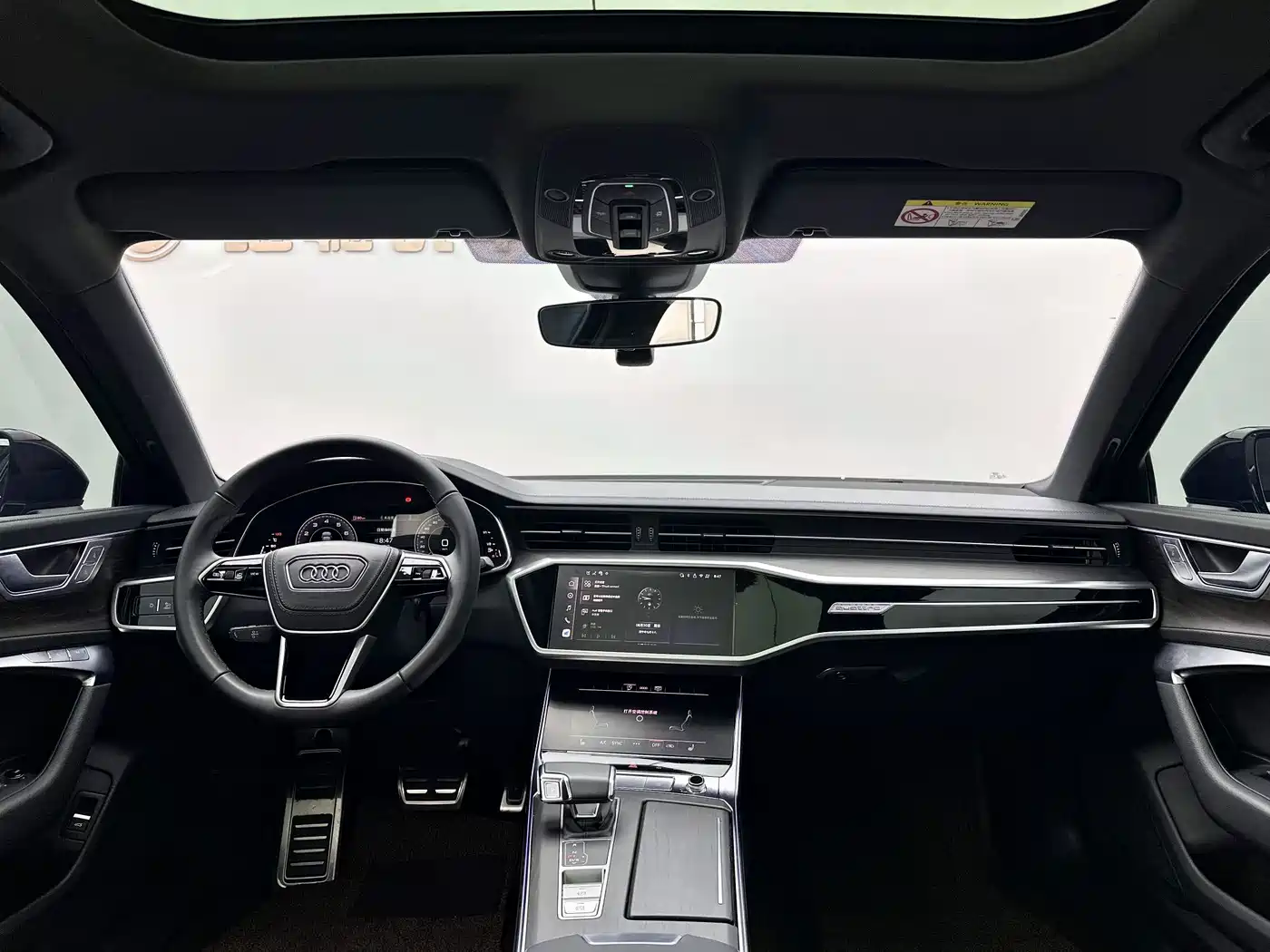 Фото 10 - Audi A6L
