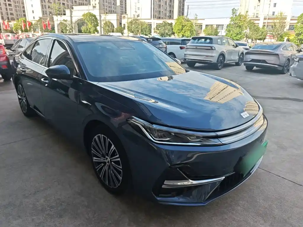 Geely Galaxy Galaxy A7 2025 2025 EM-i